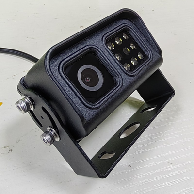 Cámara de respaldo de visión nocturna Starlight con resistencia al agua IP69K, ángulo ultra gran angular de 170° y visión con poca luz Starlight para camiones